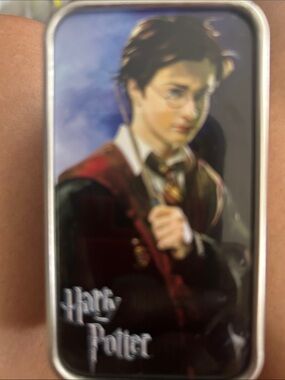 Warner Bros. Harry Potter Tin Case - Red, Black, Blue